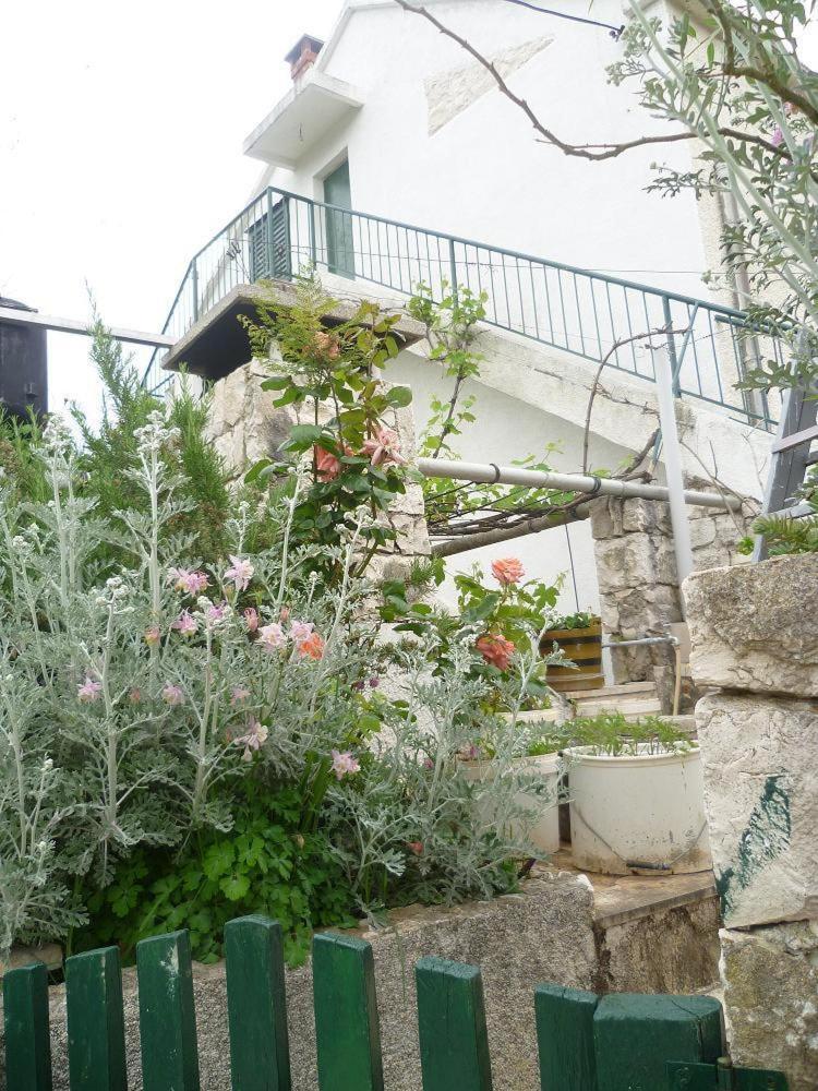 Seaview Holiday Apartments Slatine Exterior foto